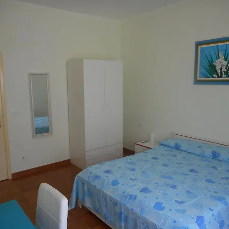 Stella Marina Oda ve Kahvaltı Soverato Marina